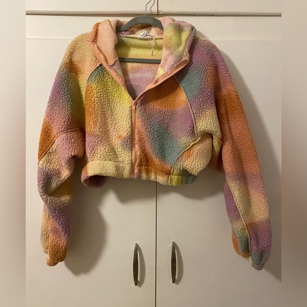 Urban outfitters size medium cropped tie dye sherpa hoodie